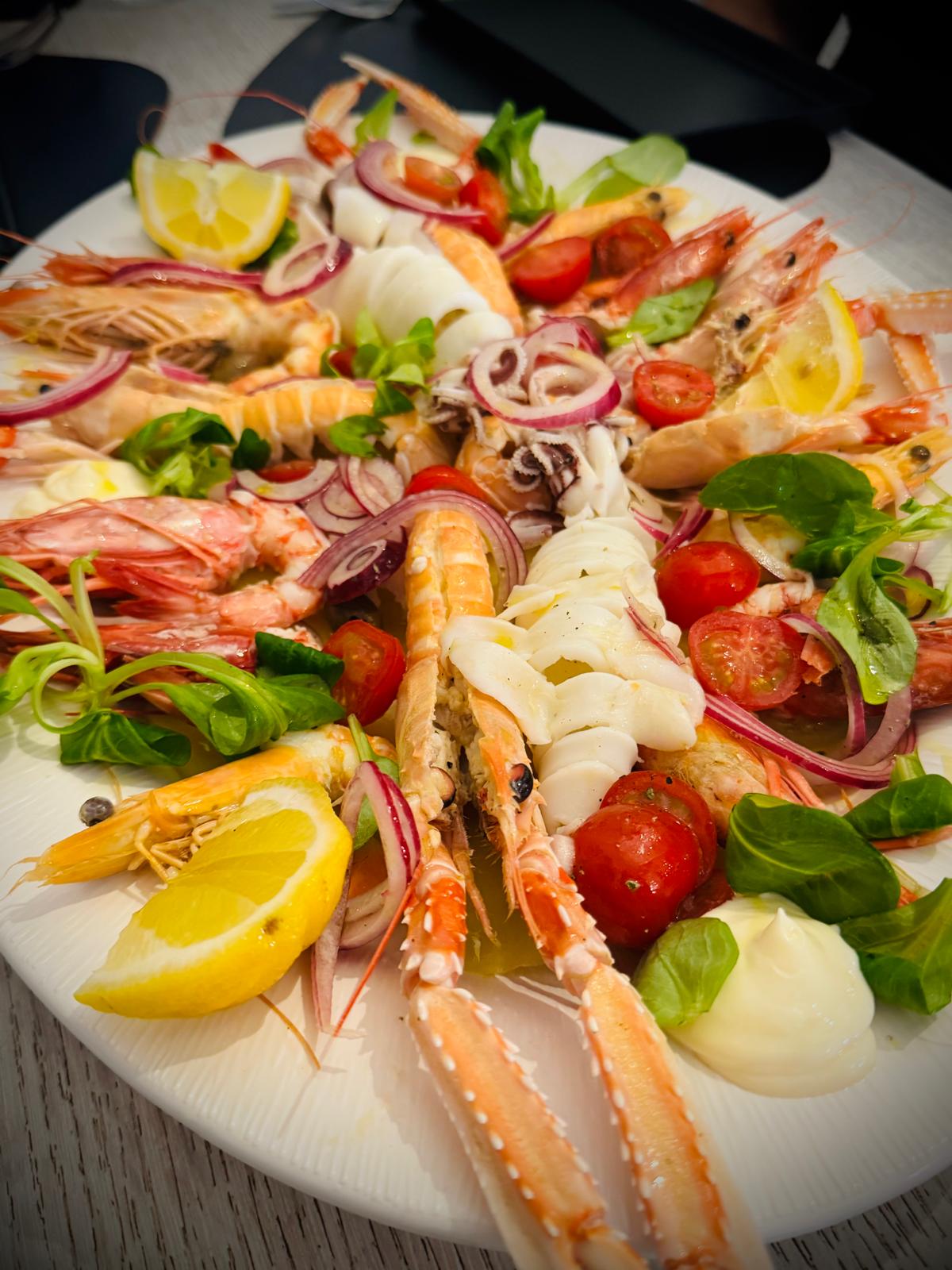 Crudo di pesce fresco